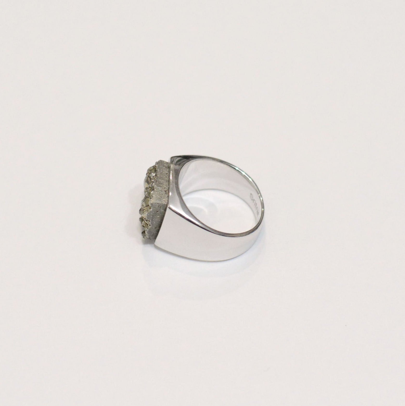 Pyrite(パイライト)Signet Ring