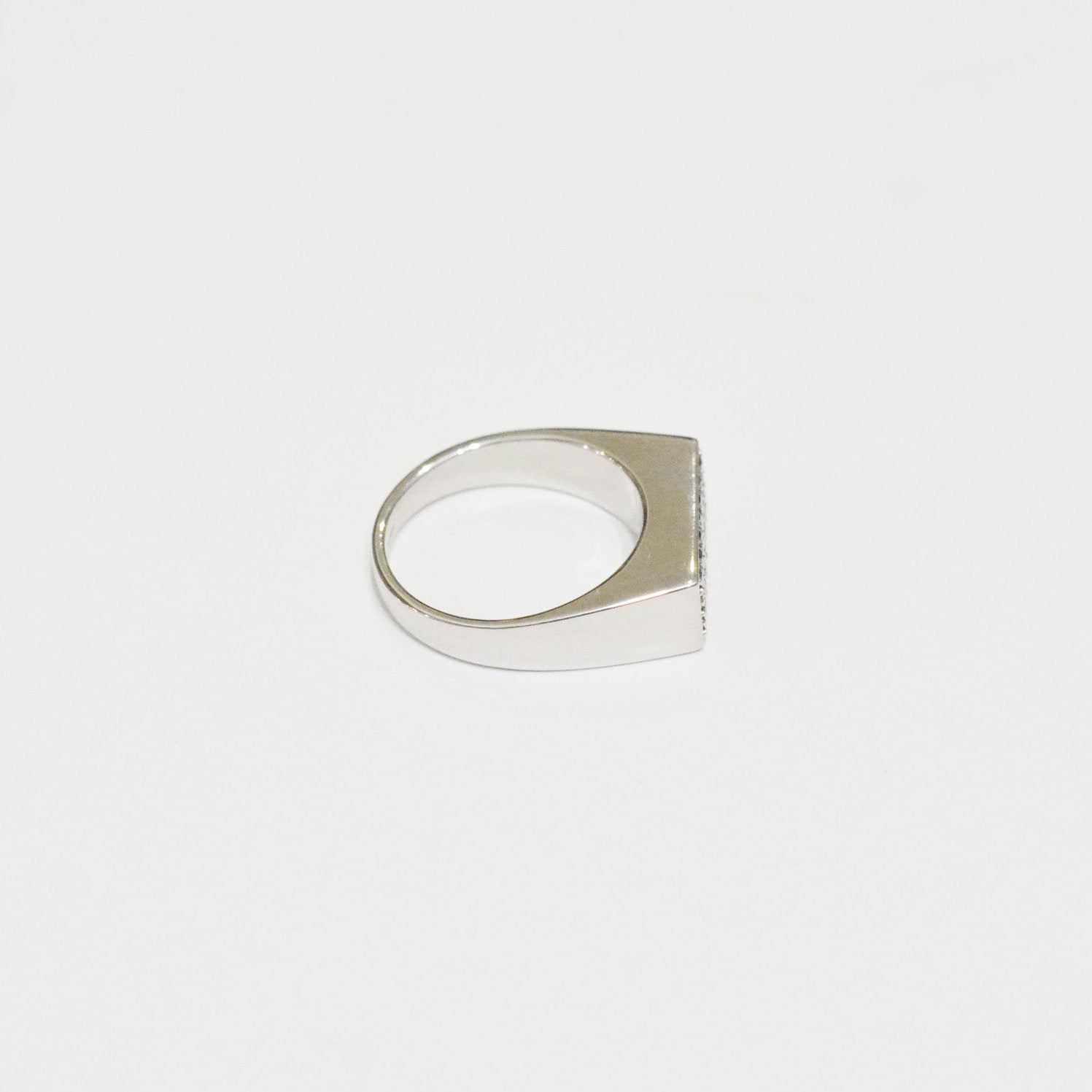 Black Spinel(ブラックスピネル)Ring