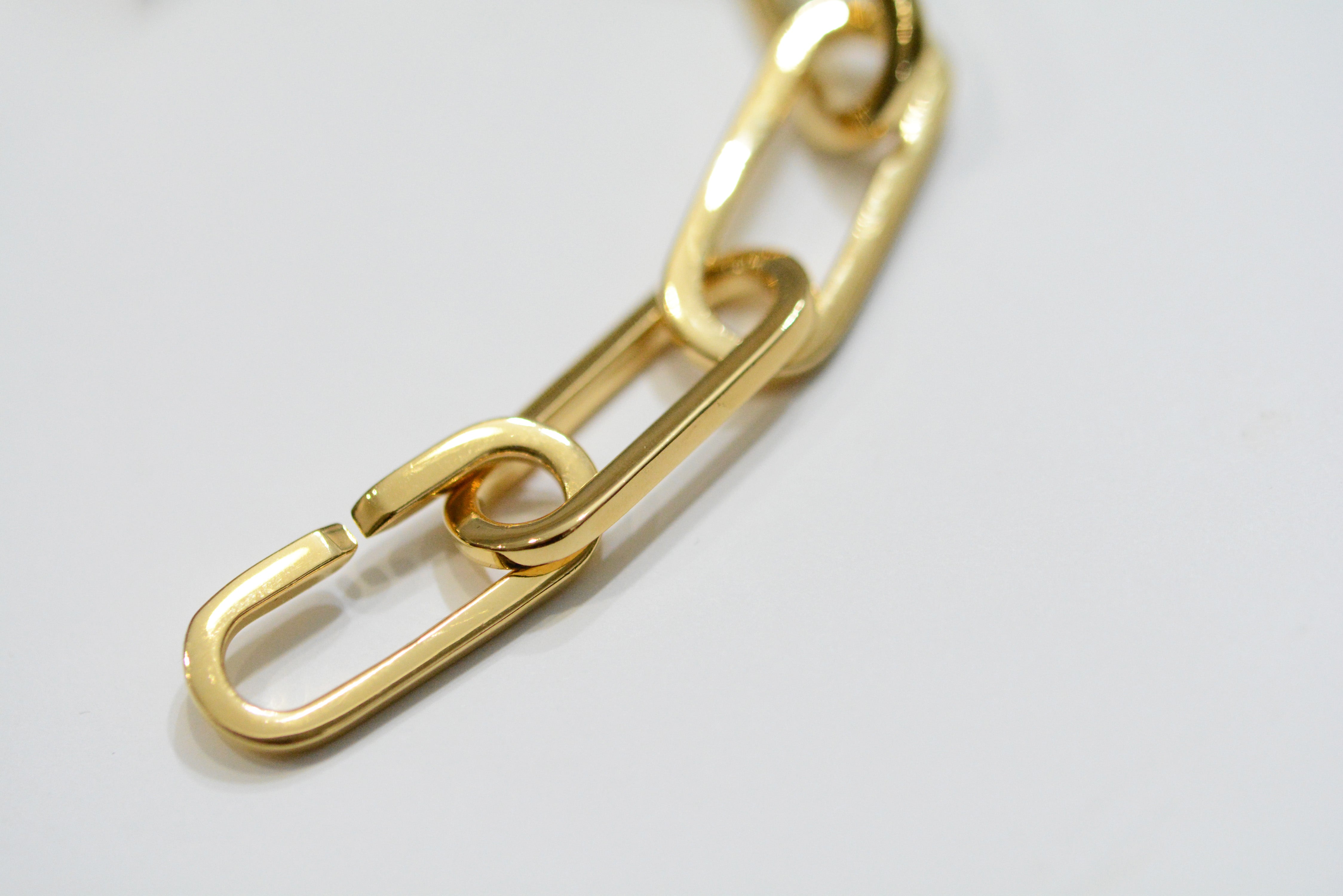Gold Oval Chain Bracelet