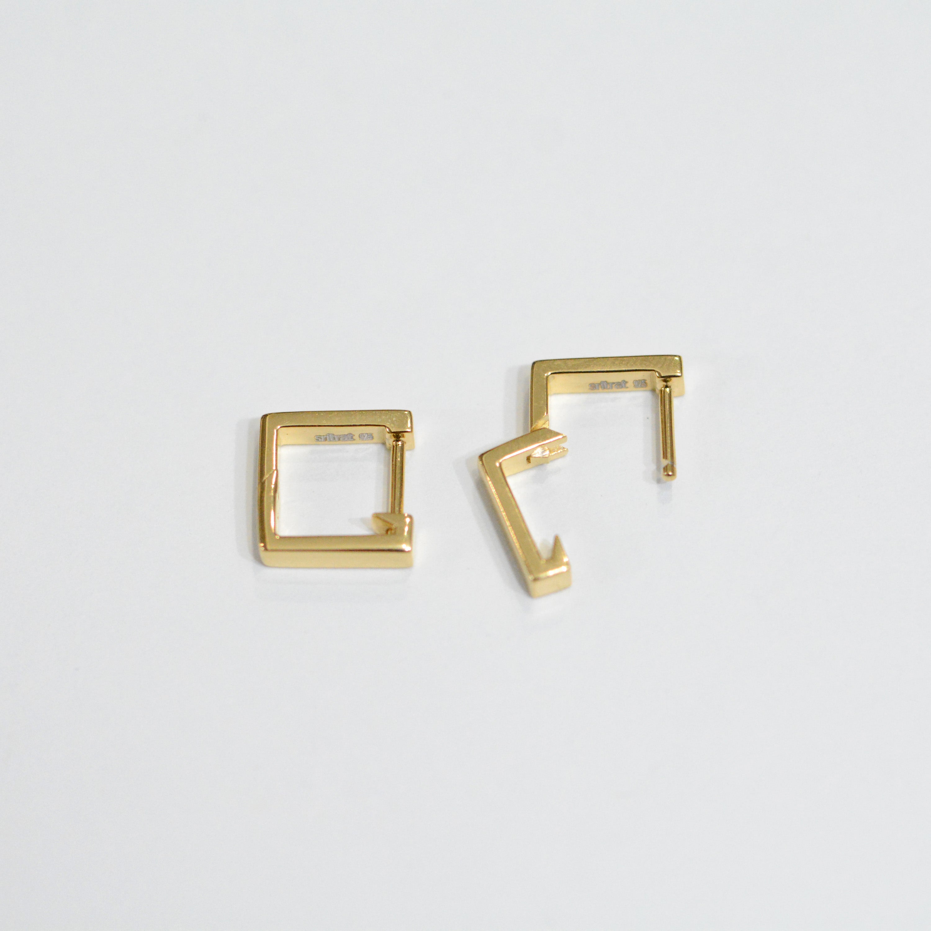 Gold Cube Small Pierce