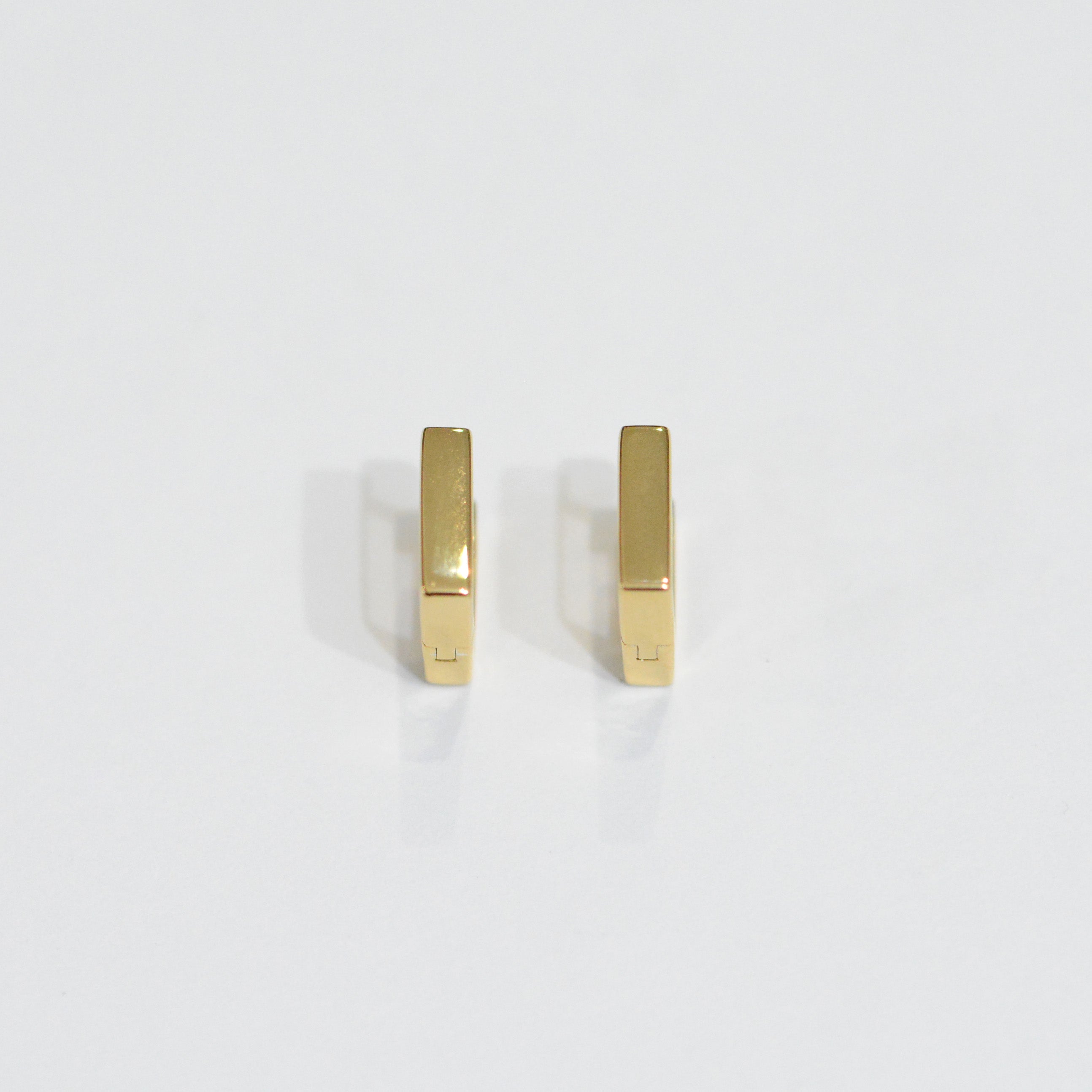 Gold Cube Small Pierce