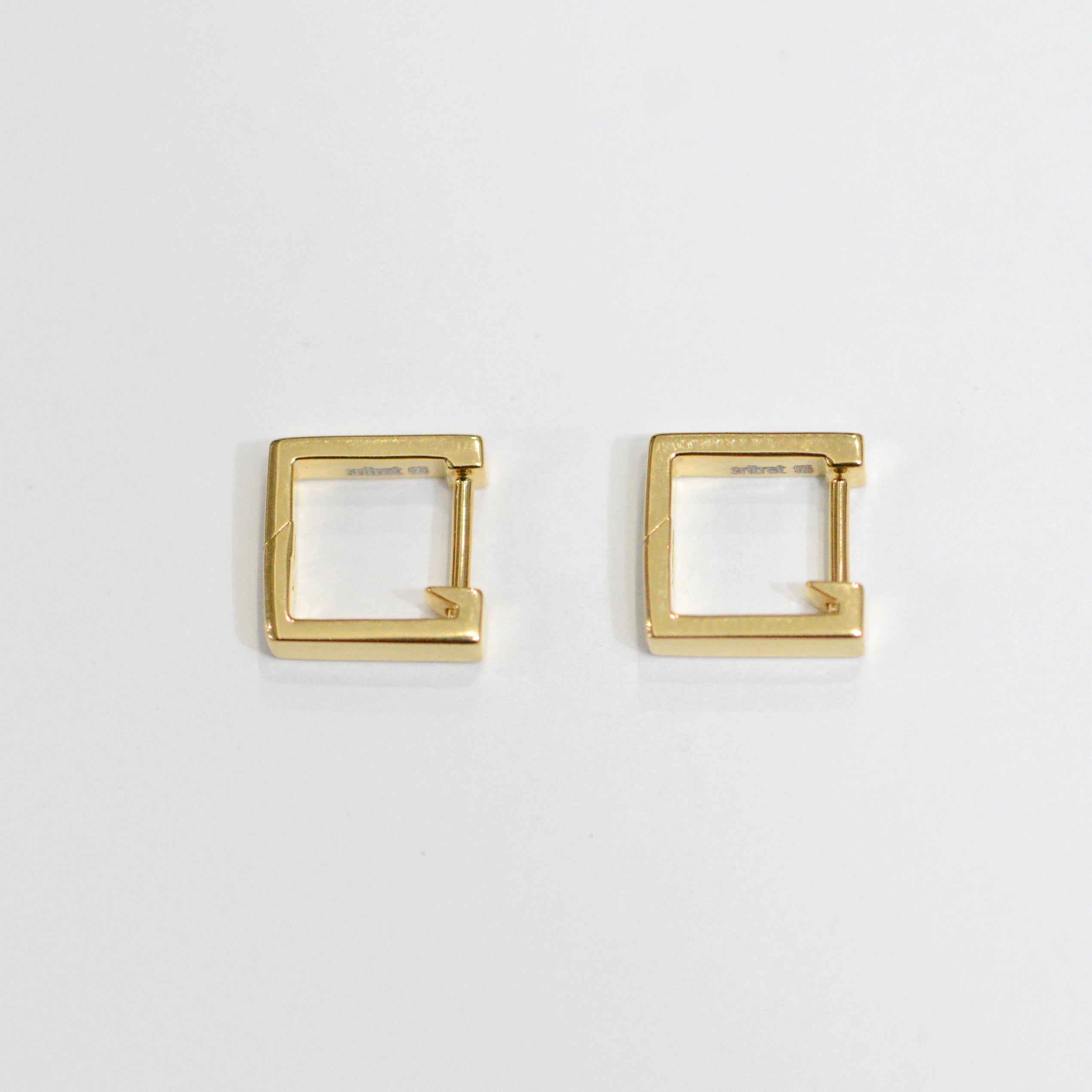 Gold Cube Small Pierce