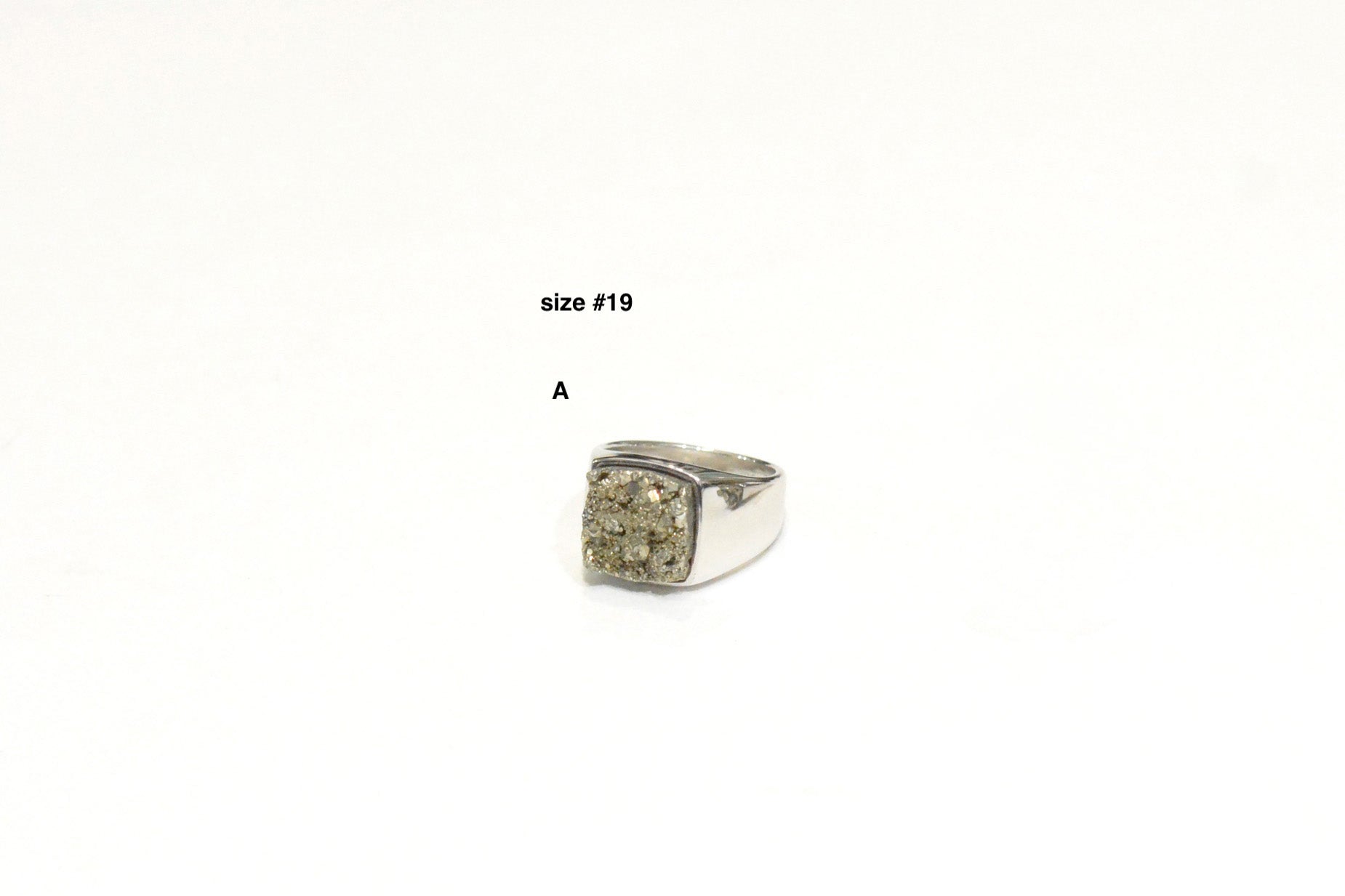 Pyrite(パイライト)Signet Ring