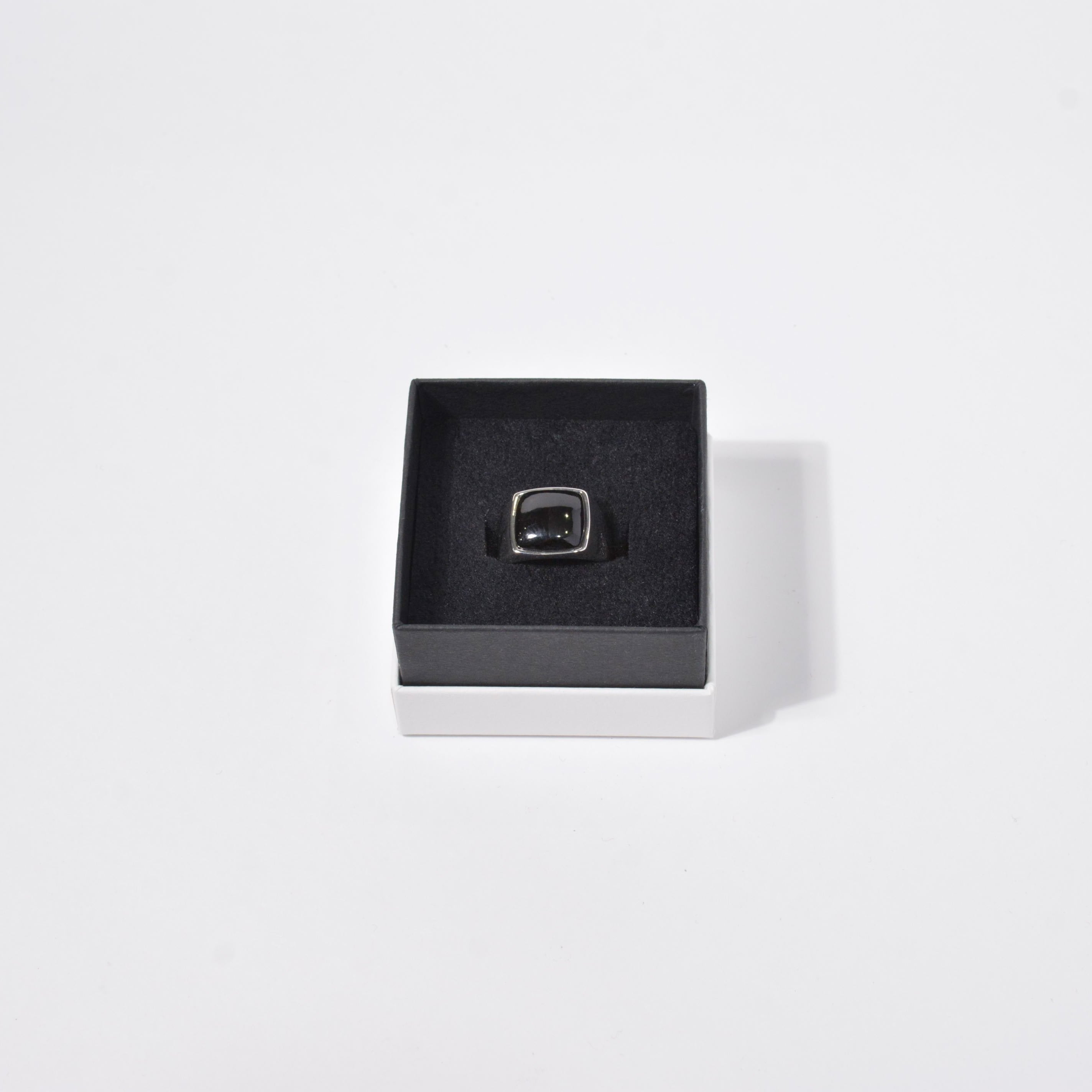 Onyx(オニキス)Signet Ring