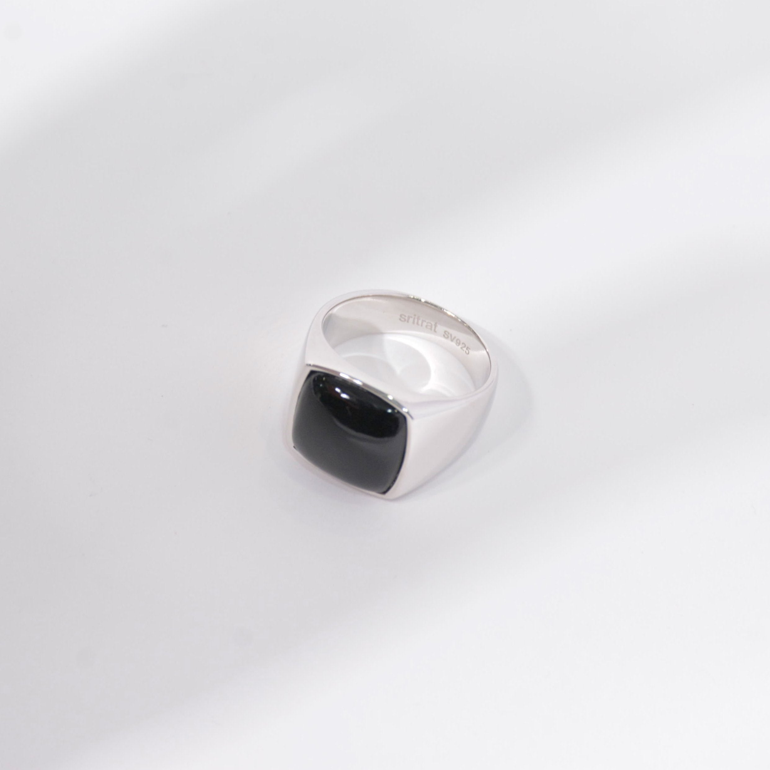 Onyx(オニキス)Signet Ring