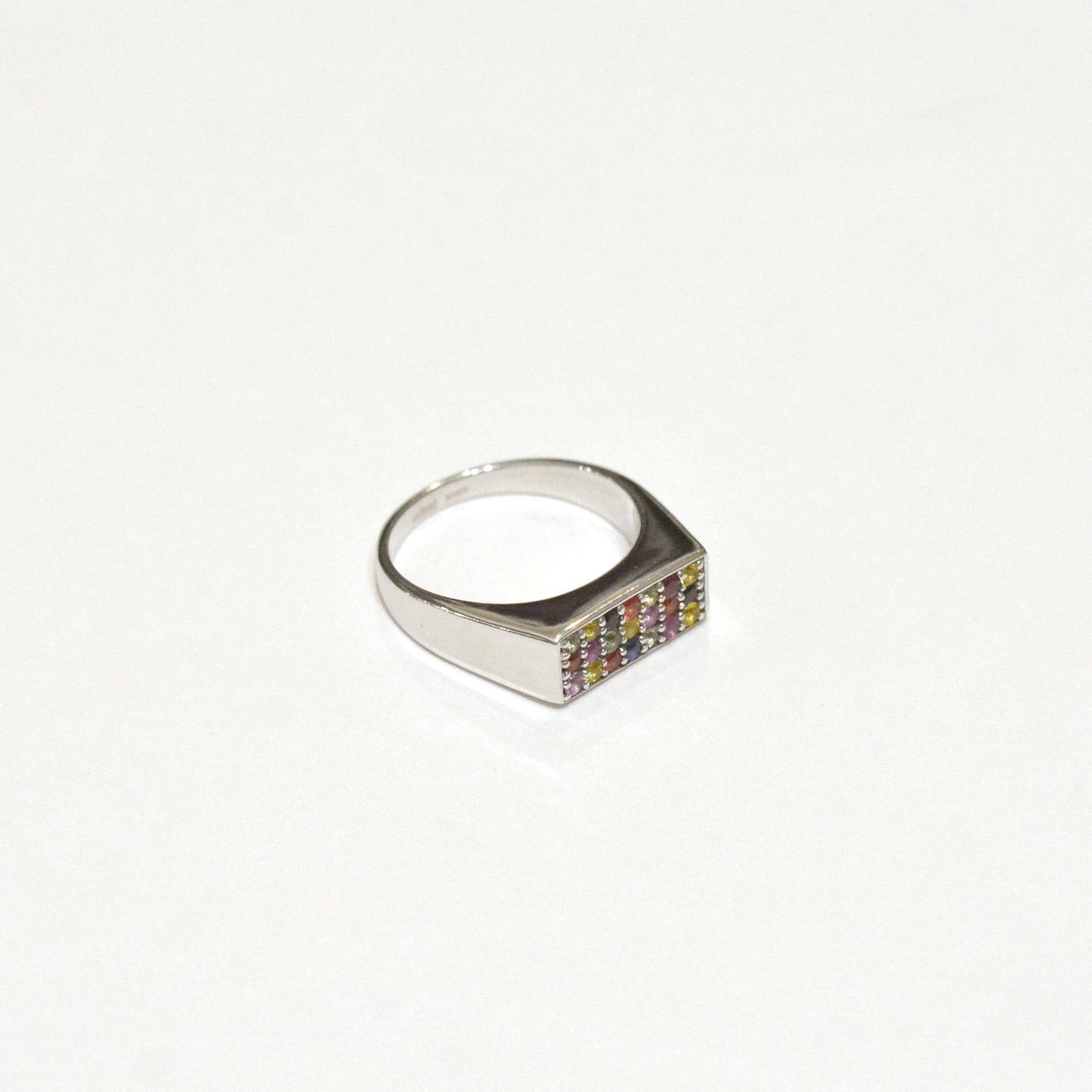 Colorful Sapphire（カラフルサファイア）Ring