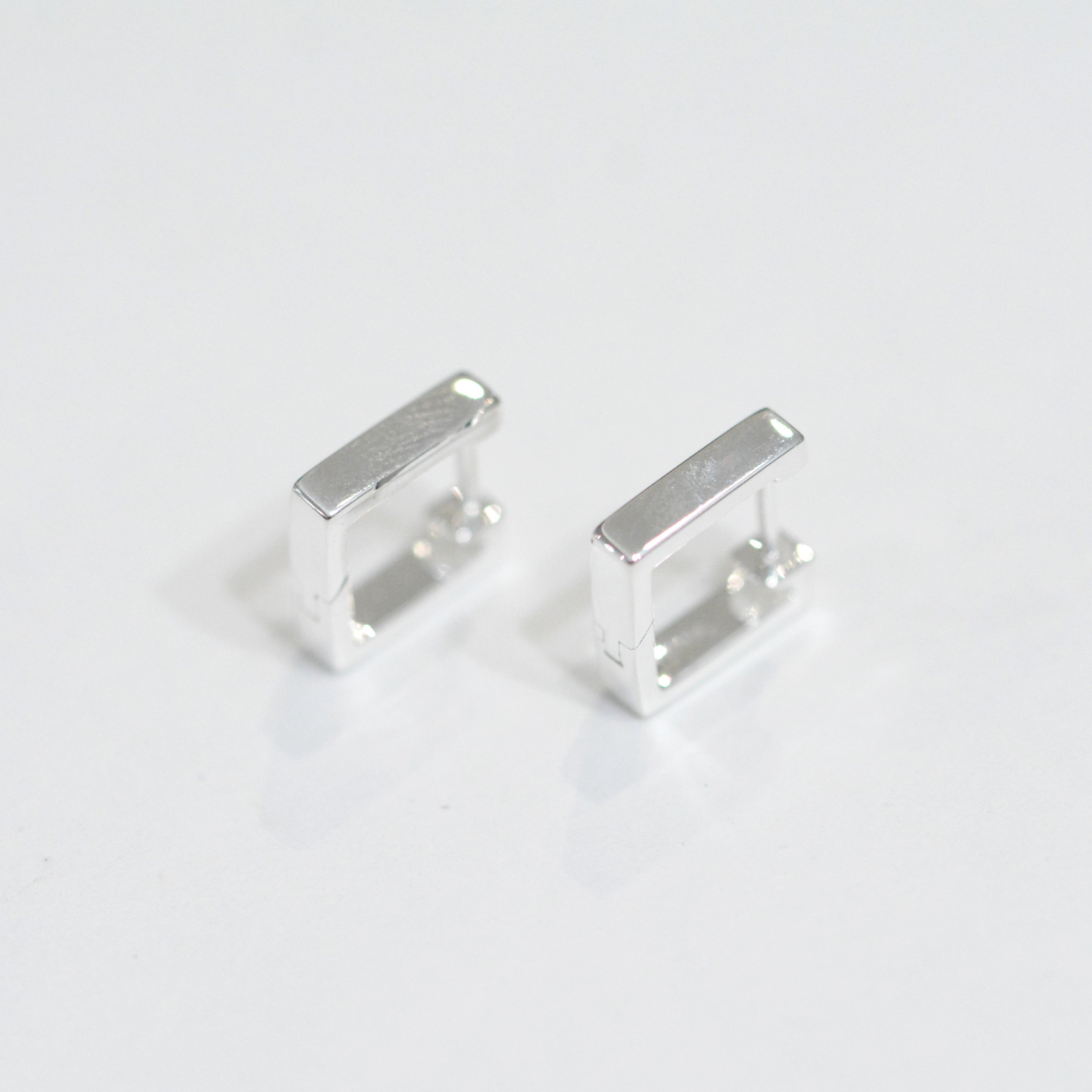 Silver Cube Small Pierce