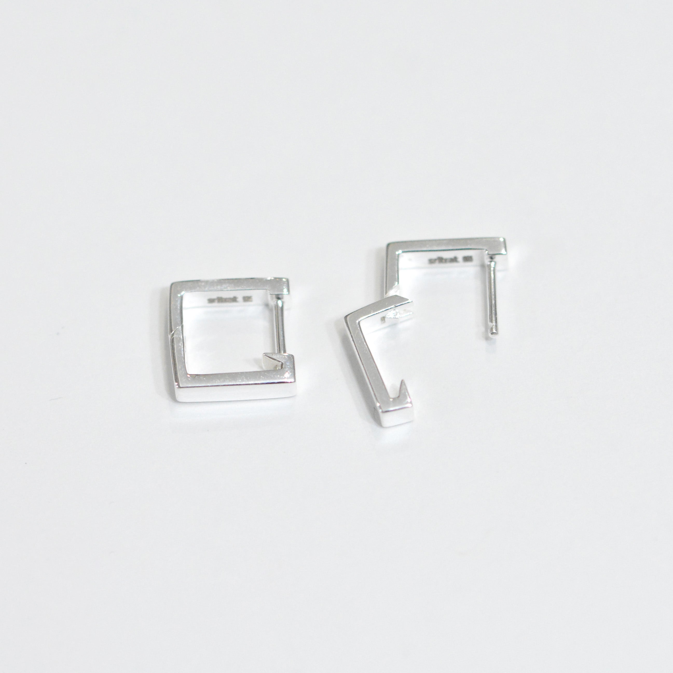 Silver Cube Small Pierce
