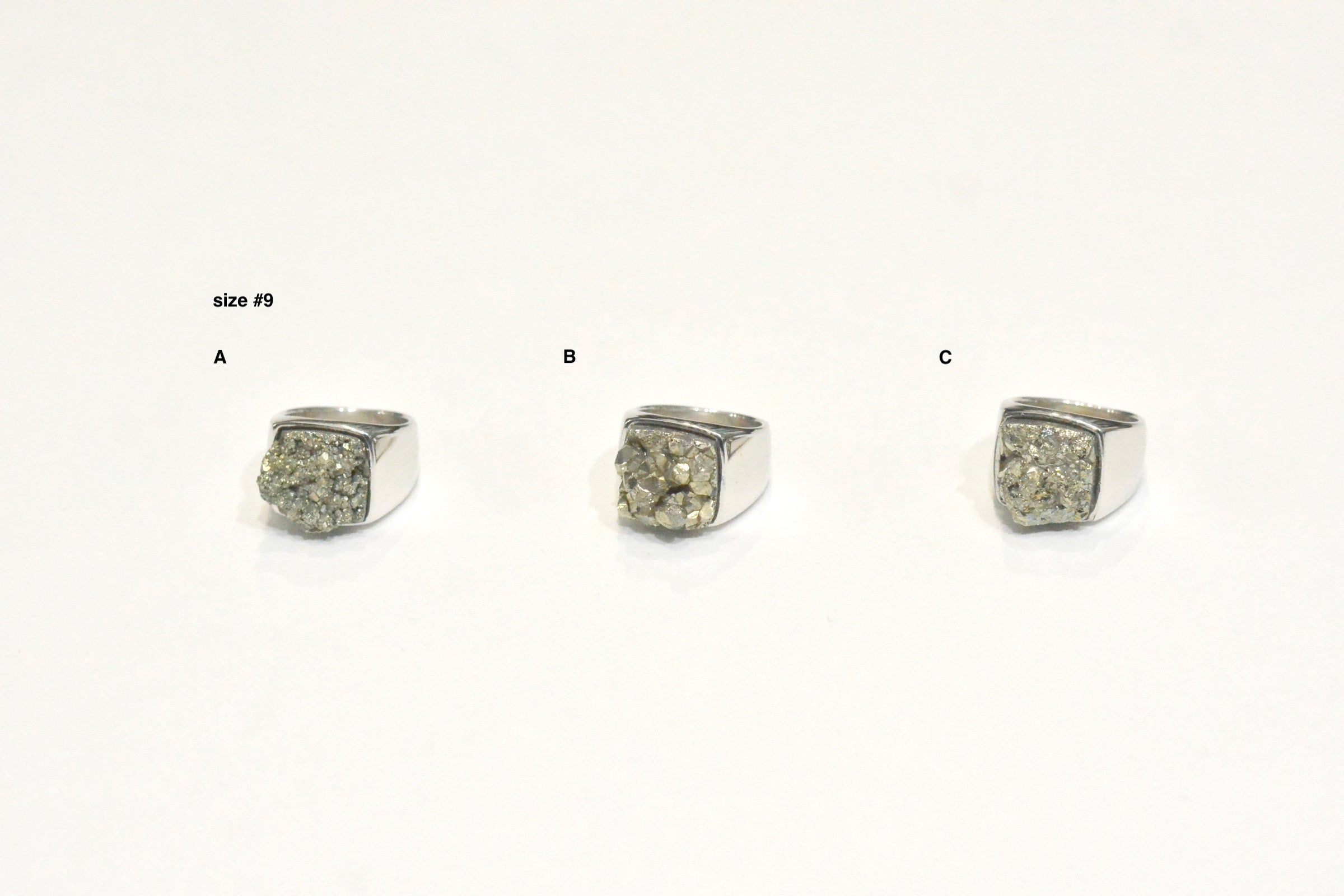 Pyrite（パイライト）Signet Ring