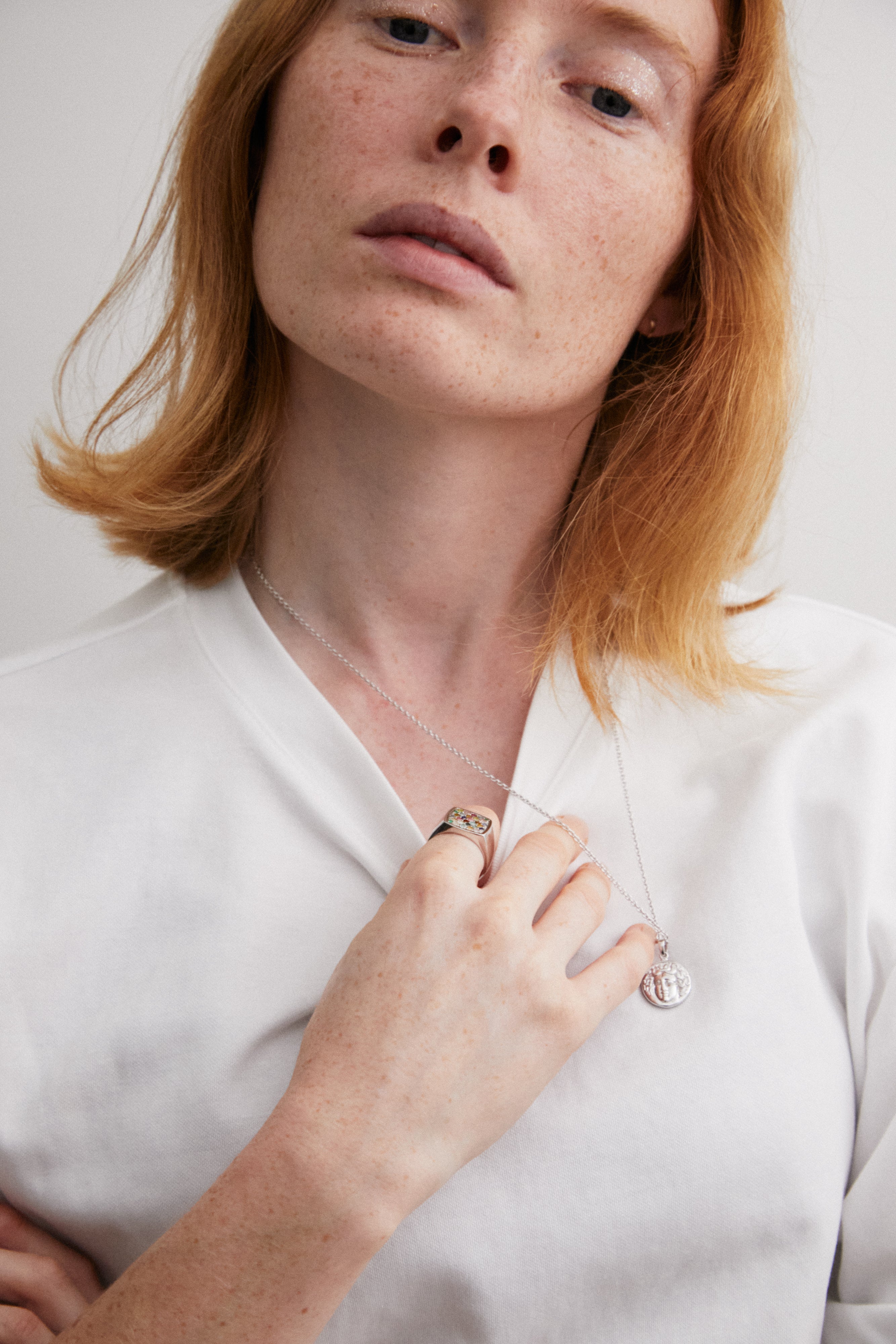 Silver coin necklace 01 bold