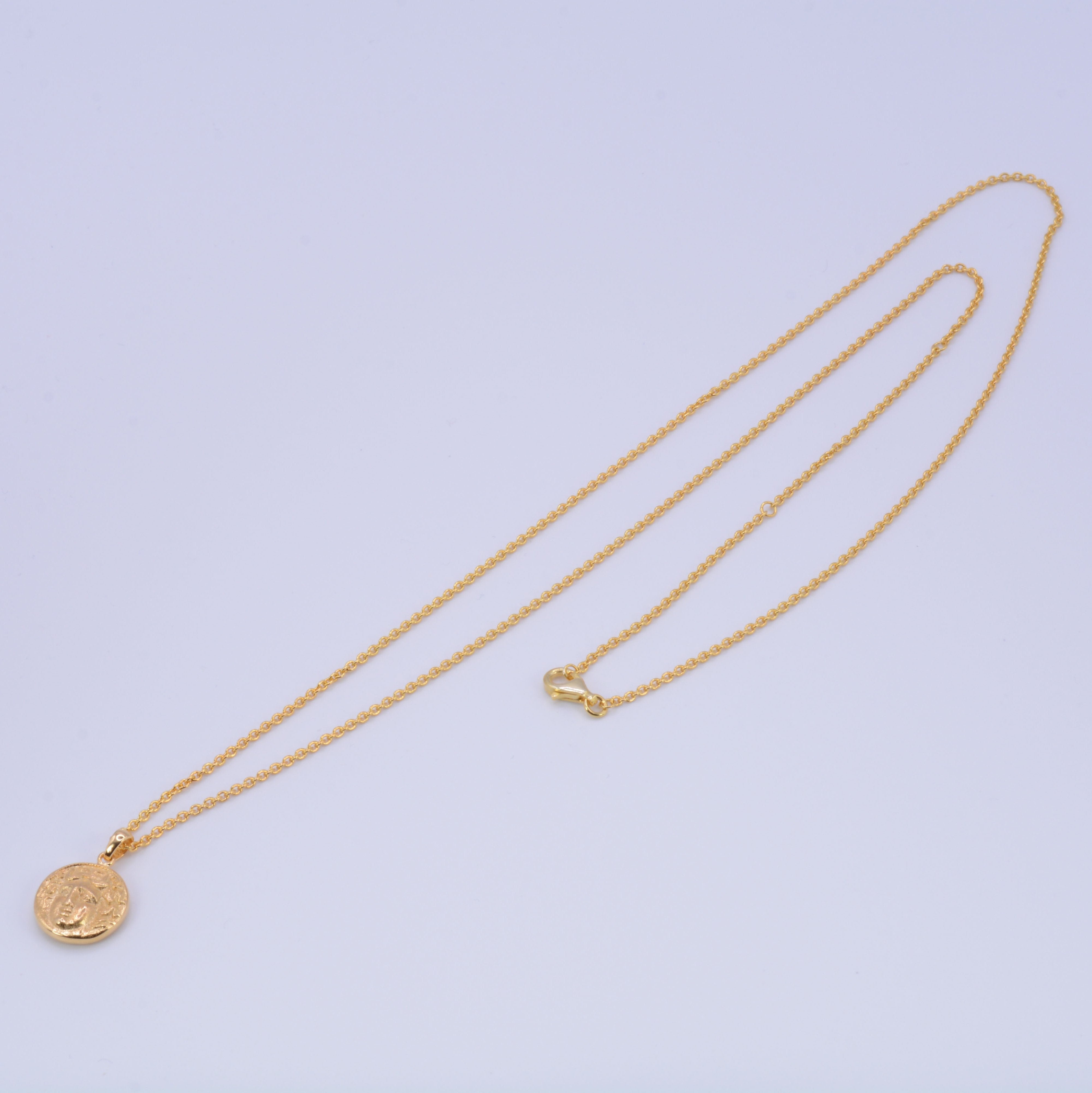 Gold coin necklace 01 bold